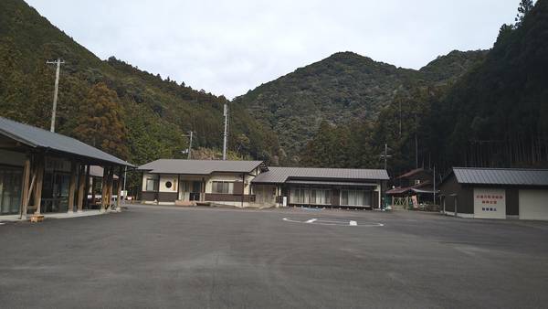 hidekoraさんが訪問した道の駅瀧之拝太郎の駅写真1