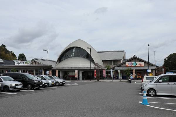 Bo-z Riderさんが訪問した道の駅竜王かがみの里の駅写真3
